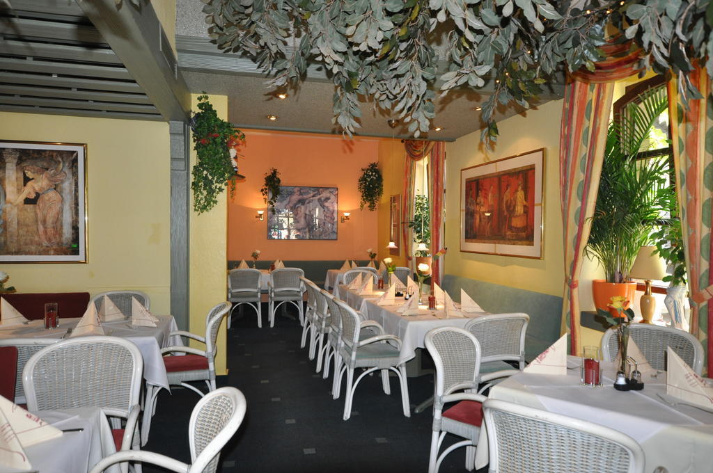 Münstermaifeld Hotel Restaurant "Athen" מראה חיצוני תמונה